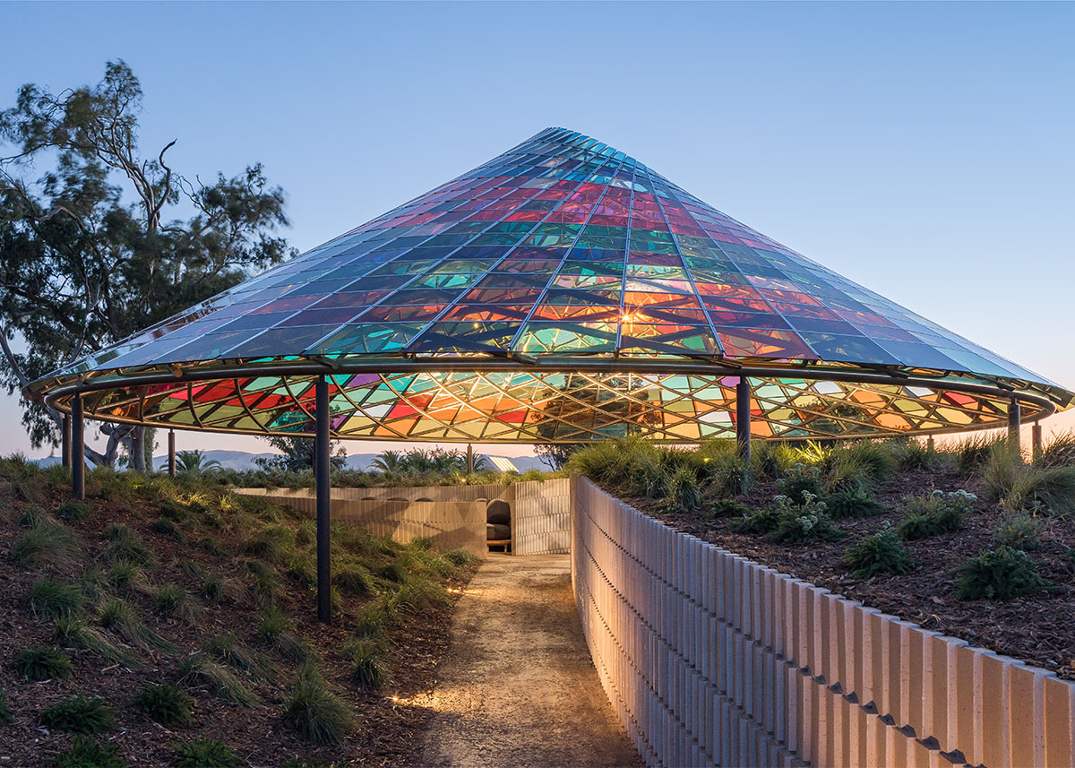 Vertical Panorama Pavillon am Donum Estate in Kalifornien | © Vertical Panorama Pavilion at the Donum Estate, 2022, Studio Other Spaces – Photo: Adam Potts