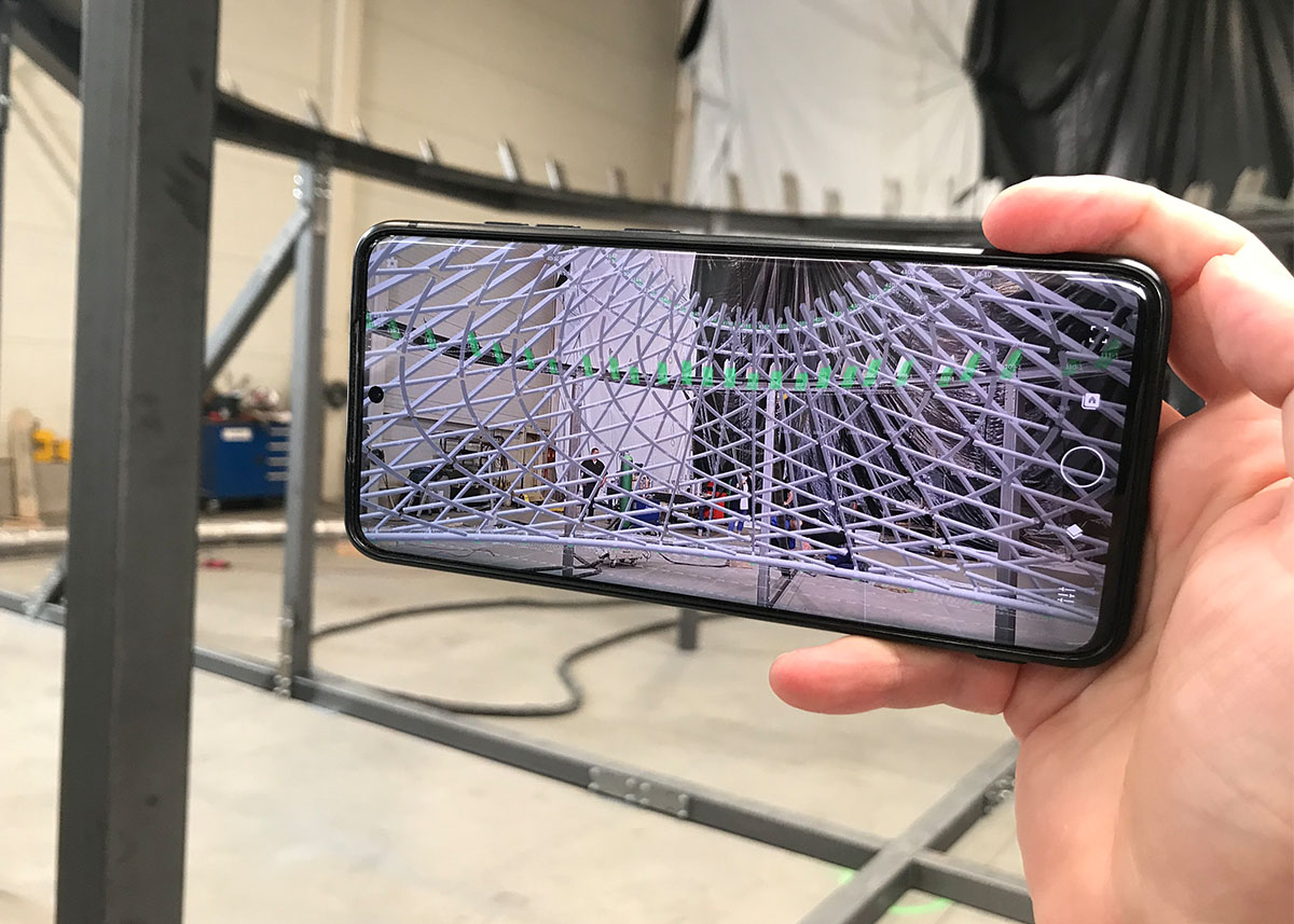 Visualisierung mittels Augmented Reality des Vertical Panorama Pavillons bei HAHNER Technik | © Vertical Panorama Pavilion at the Donum Estate, 2022, Studio Other Spaces – Photo: SOS